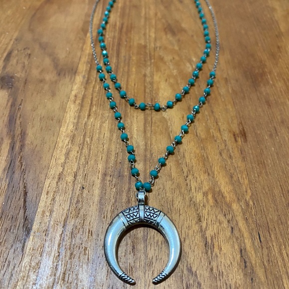 Silver Half Moon on Green Rosary - Picture 2 of 5